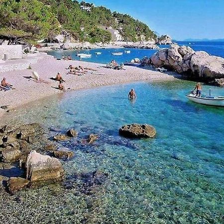 Apartments Mare - 150 M From Beach Brela Buitenkant foto