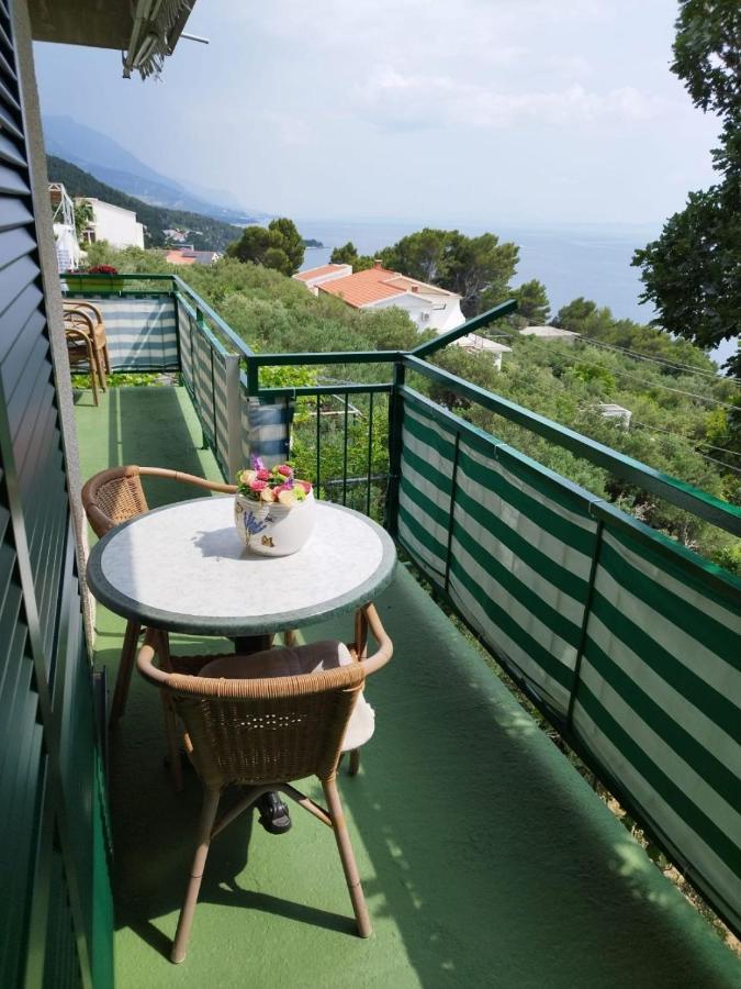 Apartments Mare - 150 M From Beach Brela Buitenkant foto
